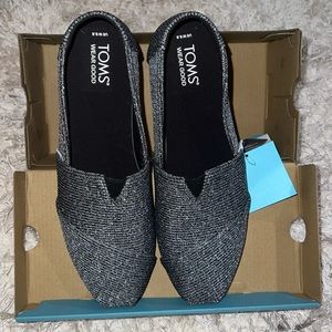 TOMS Alpargata Glitter size 8.5 NWT